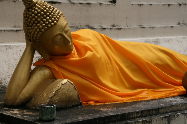 buddha in mae sot.JPG